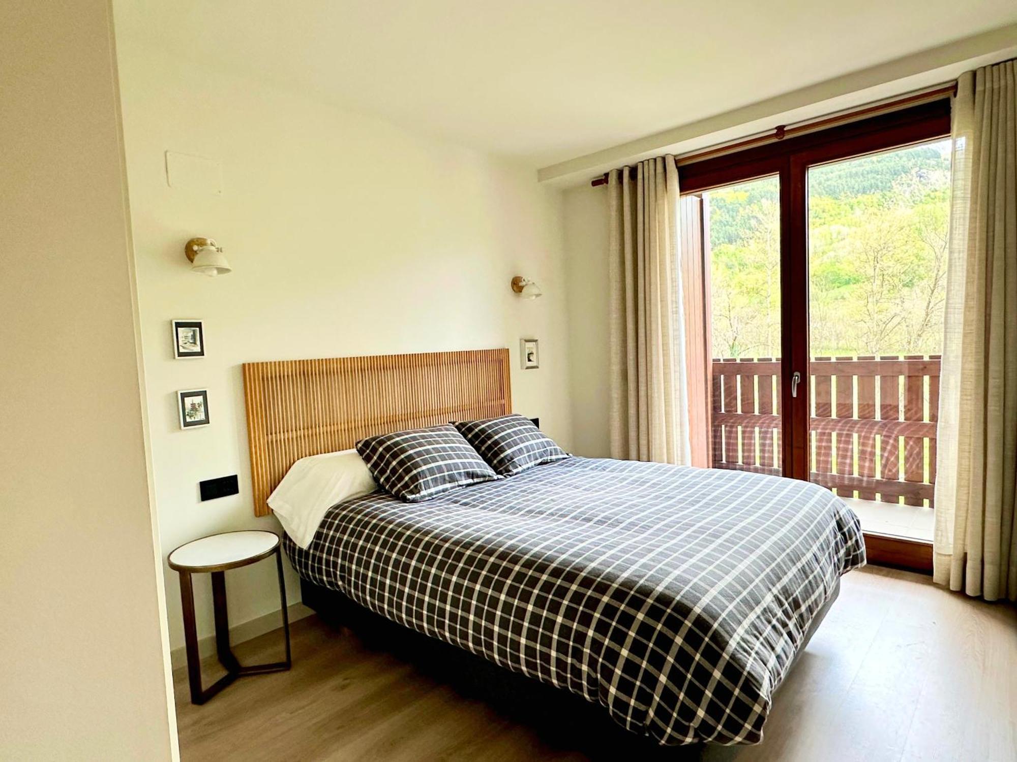 Apartamento Bpirineos-Besurta Benasque Exterior foto